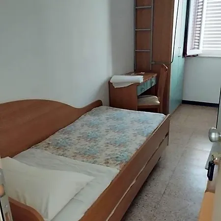 Fiorella Hotel *