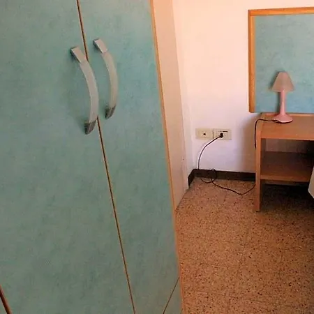Fiorella Hotel *
